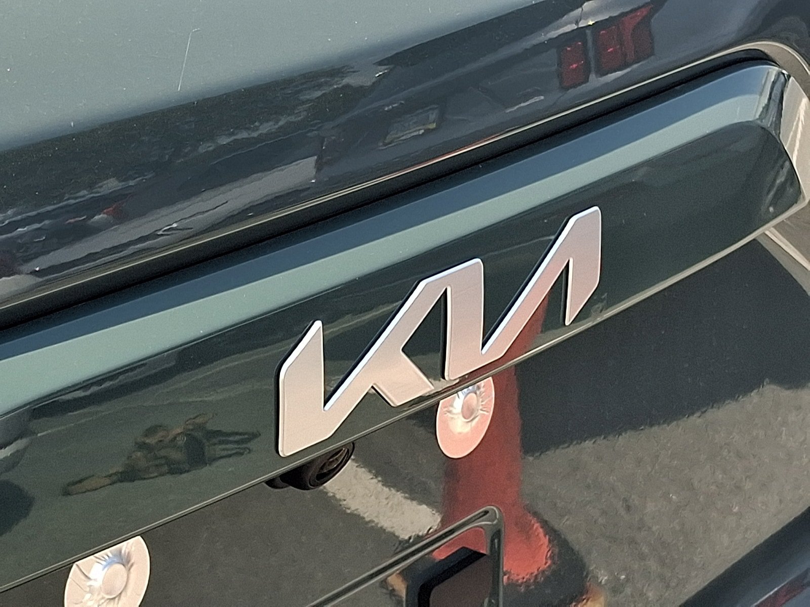 New 2026 Kia Niro SX Touring FWD image 21