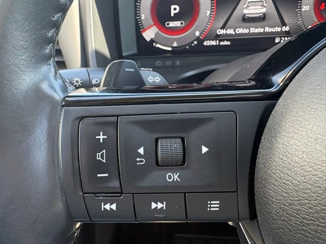 Used 2022 Nissan Rogue Platinum AWD/4WD image 25