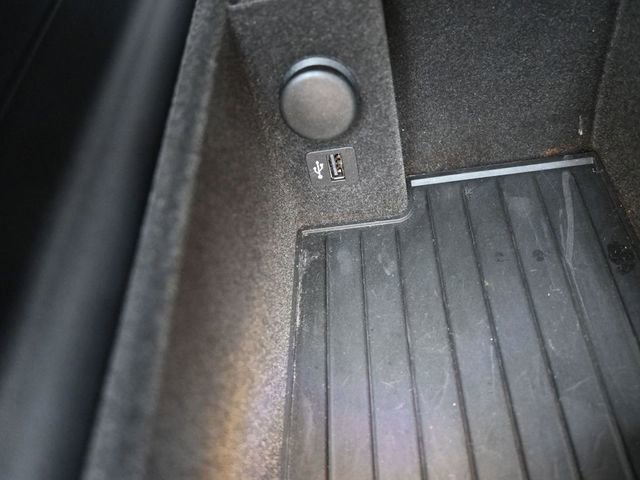 Used 2018 BMW 530i w/ Premium Package image 9