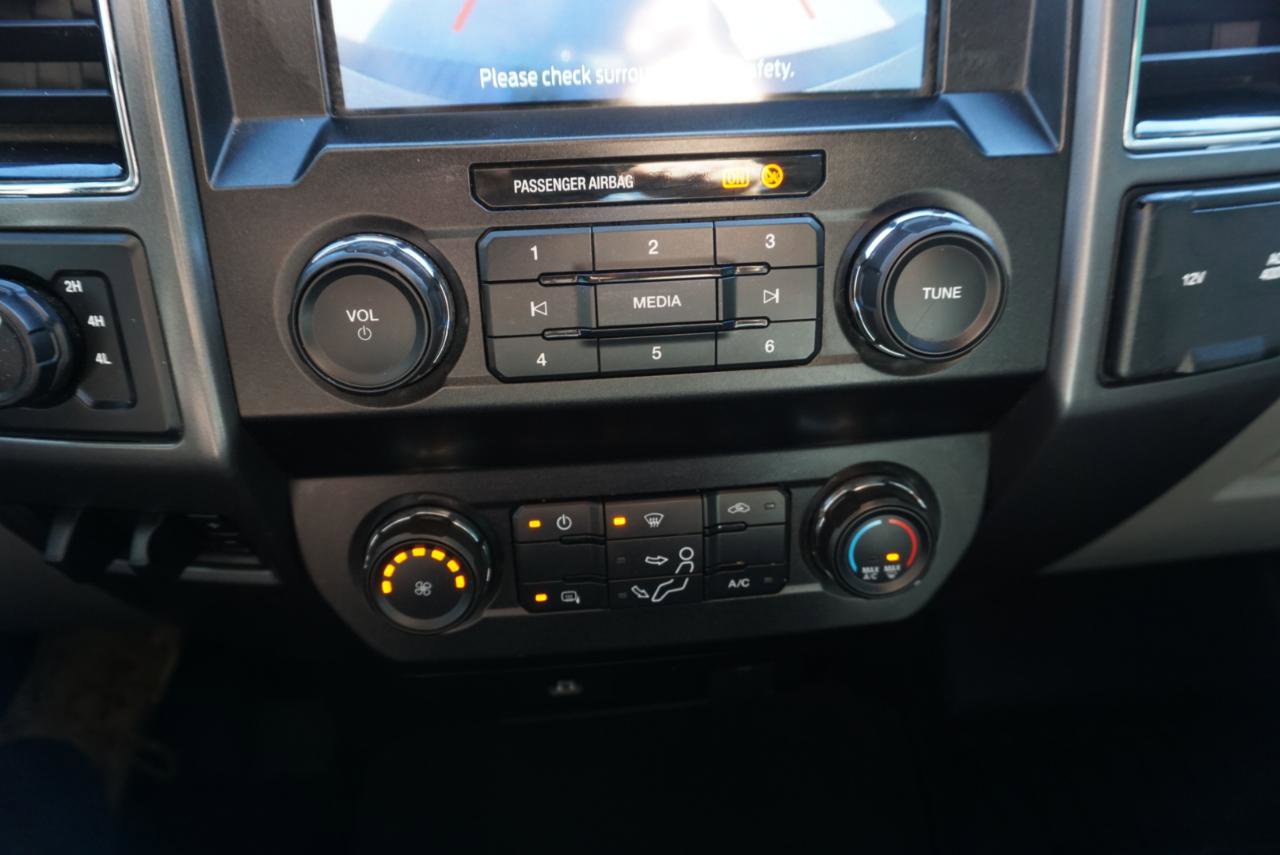 Used 2020 Ford F250 XLT w/ Snow Plow Prep Package image 17