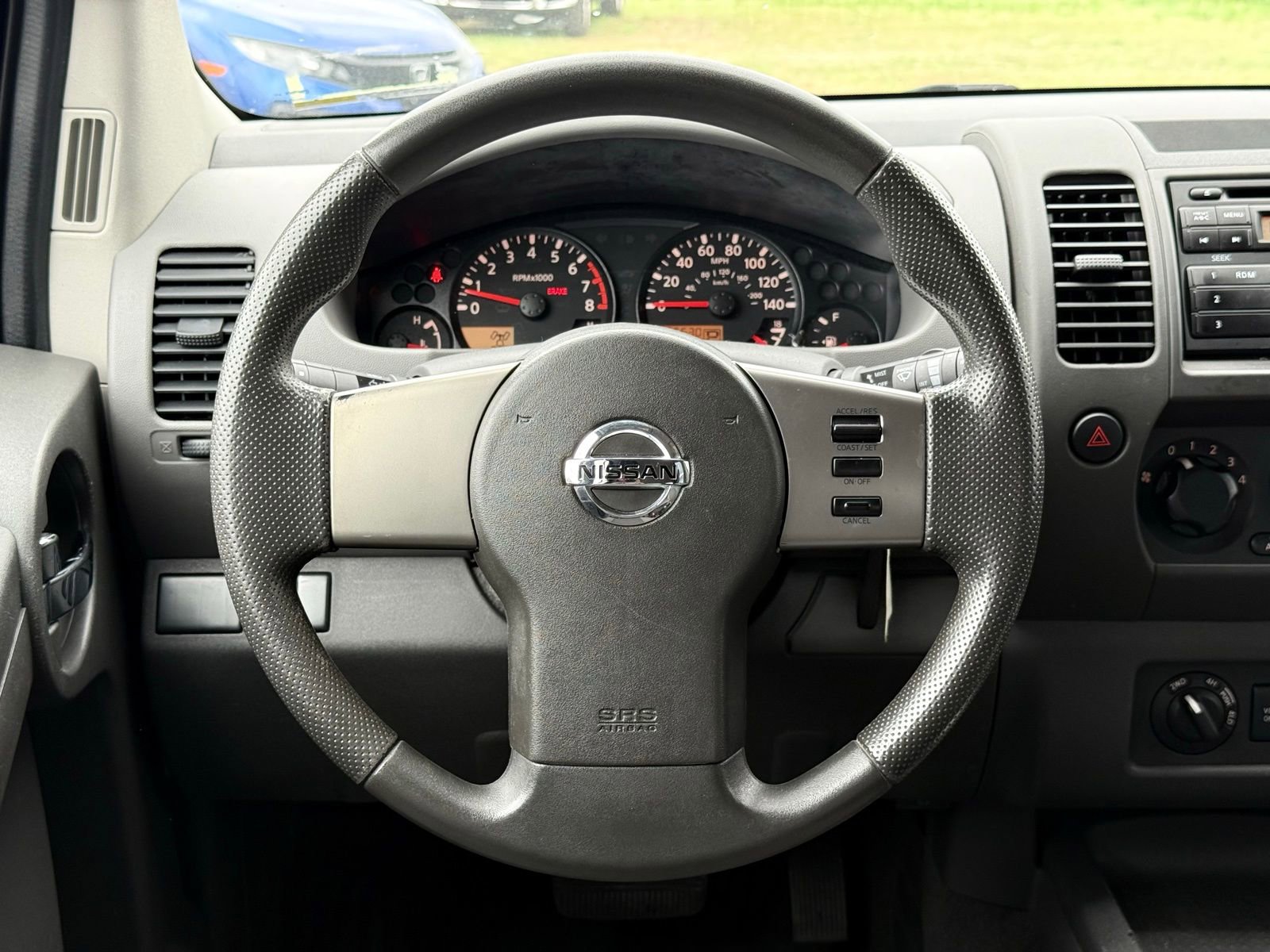 Used 2011 Nissan Xterra X image 32