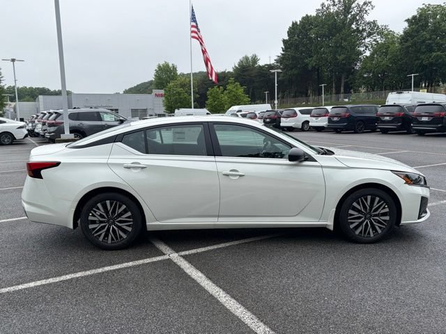 New 2026 Nissan Altima 2.5 SV FWD image 8