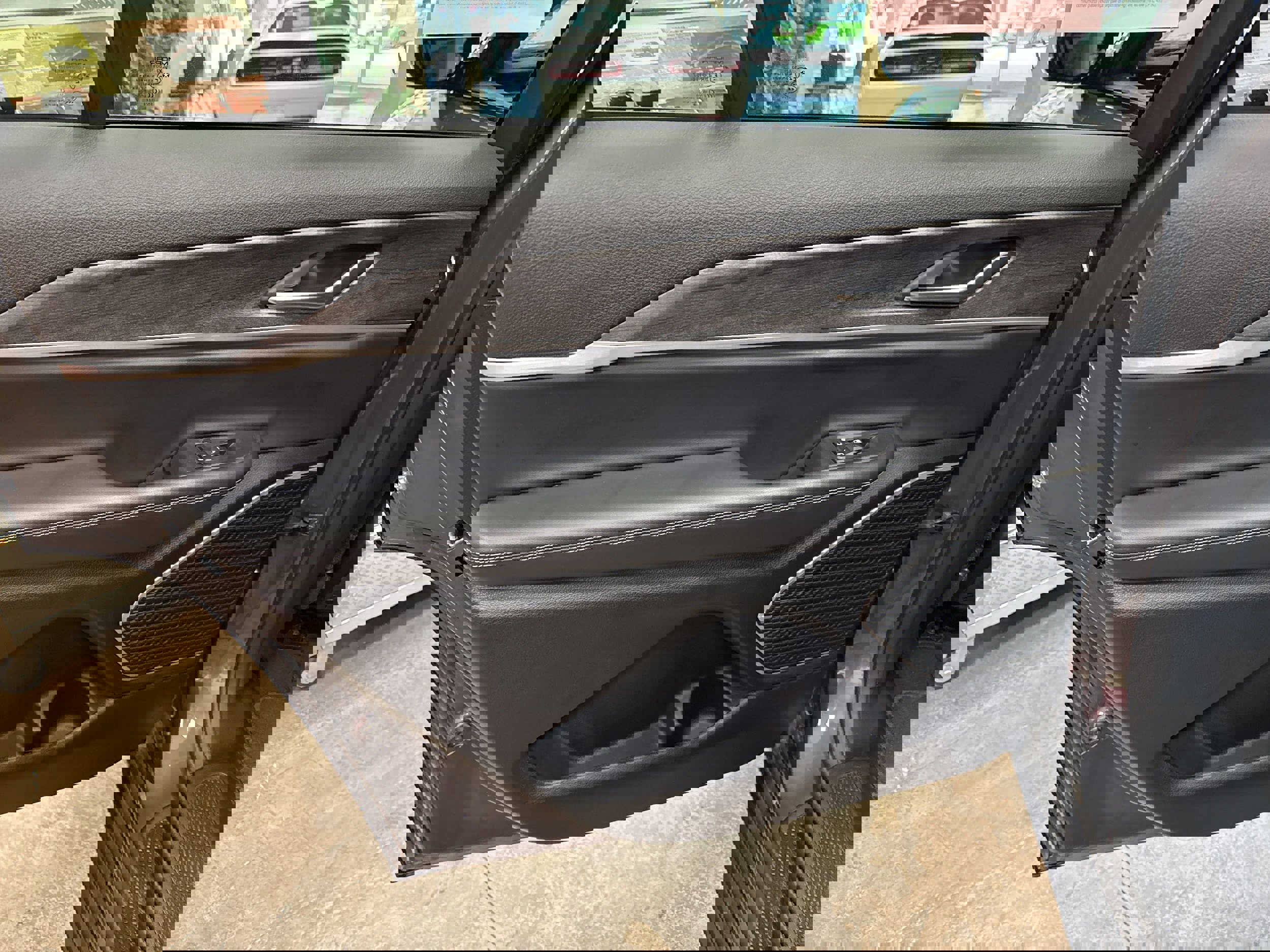 Used 2021 Jeep Grand Cherokee L Limited image 25