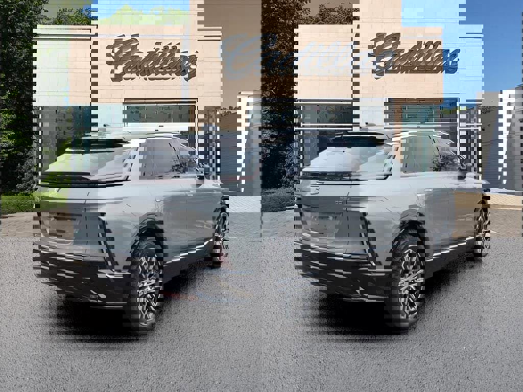New 2026 Cadillac Lyriq Luxury image 5