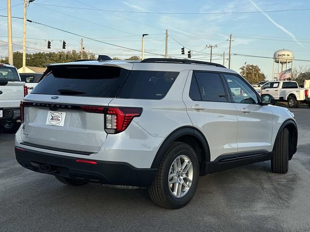 New 2026 Ford Explorer Active image 8