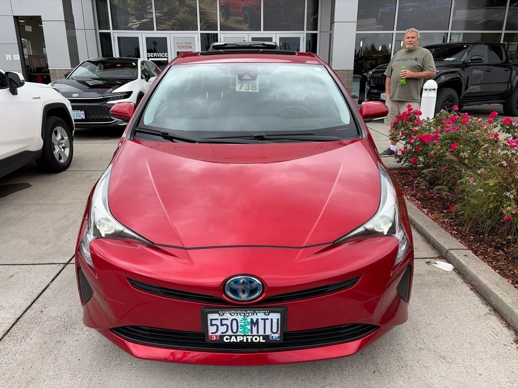 Used 2016 Toyota Prius Four w/ Advanced Technology Package