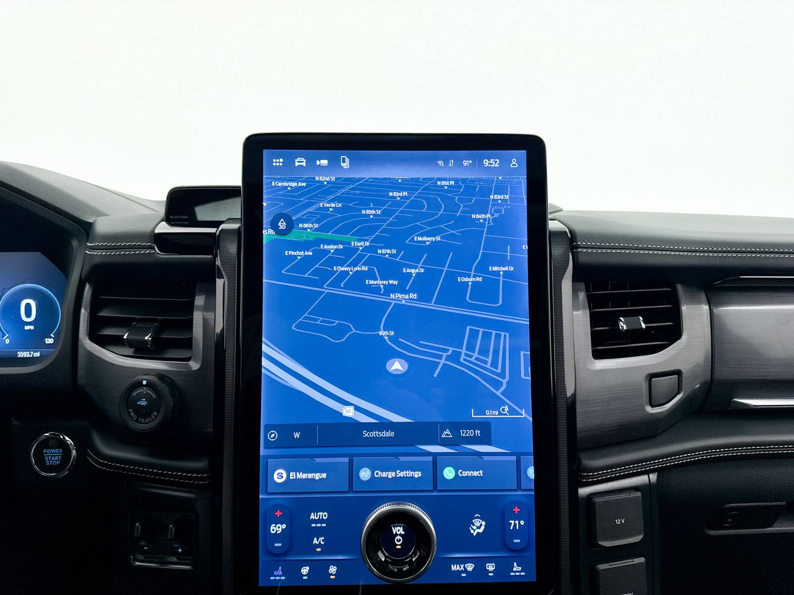 Used 2025 Ford F150 Lightning Platinum AWD/4WD image 5
