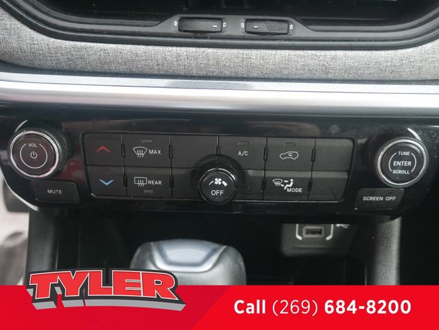 Used 2022 Jeep Compass Latitude image 33