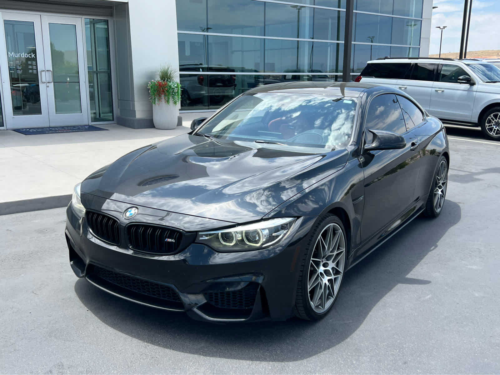 Used 2019 BMW M4 Coupe w/ Competition Package RWD image 2