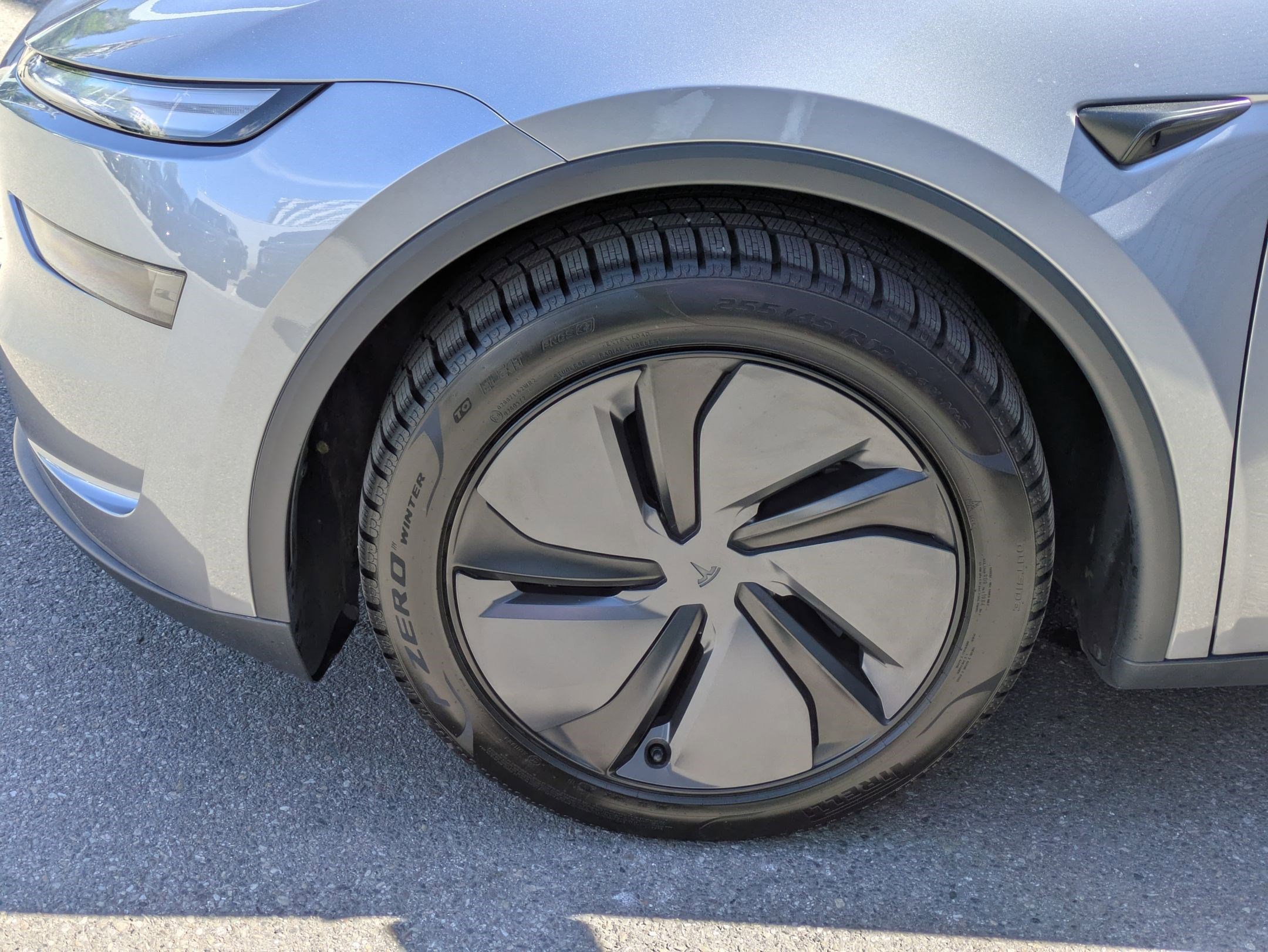 Used 2026 Tesla Model Y AWD image 11