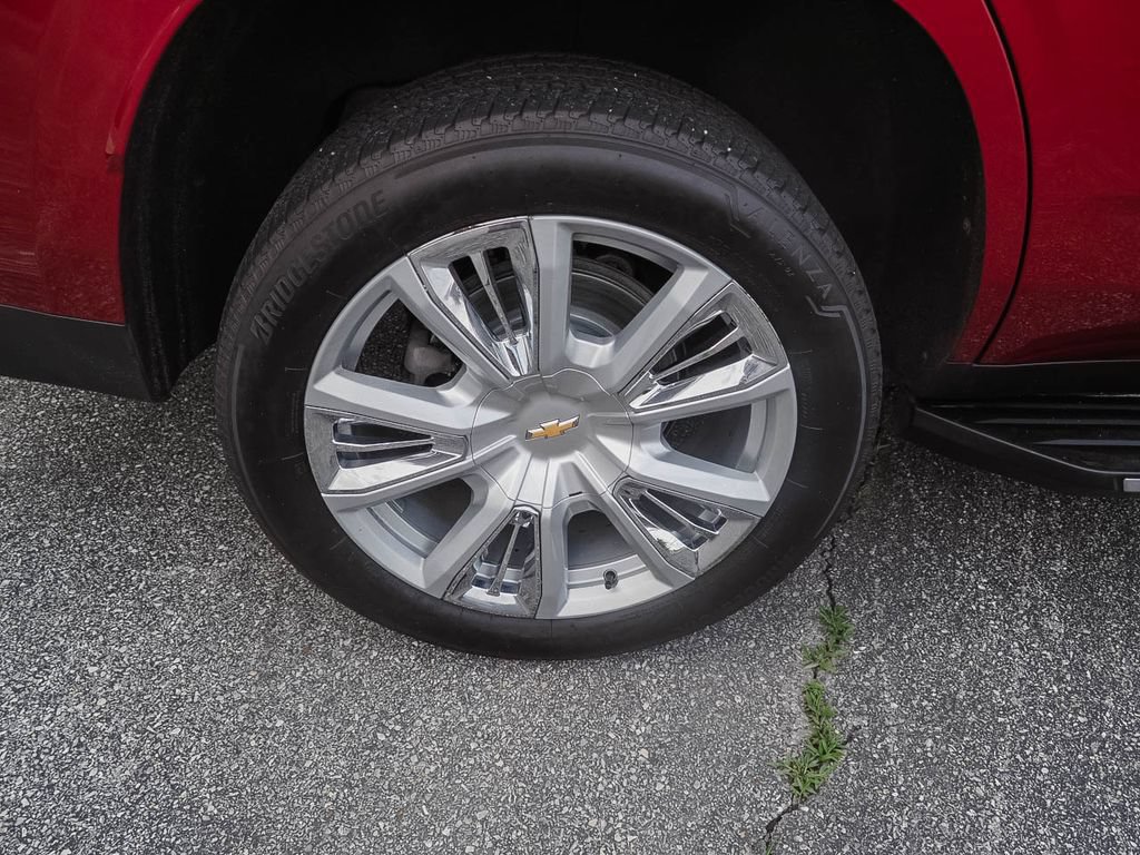 Certified 2024 Chevrolet Tahoe High Country AWD/4WD image 34