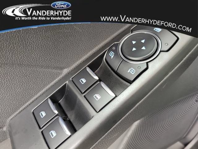 New 2026 Ford Escape SE FWD image 16