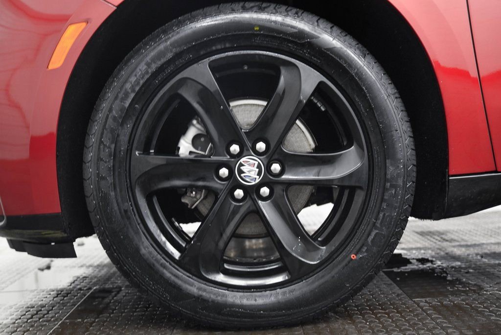 Used 2023 Buick Enclave Essence w/ Experience Buick Package image 8