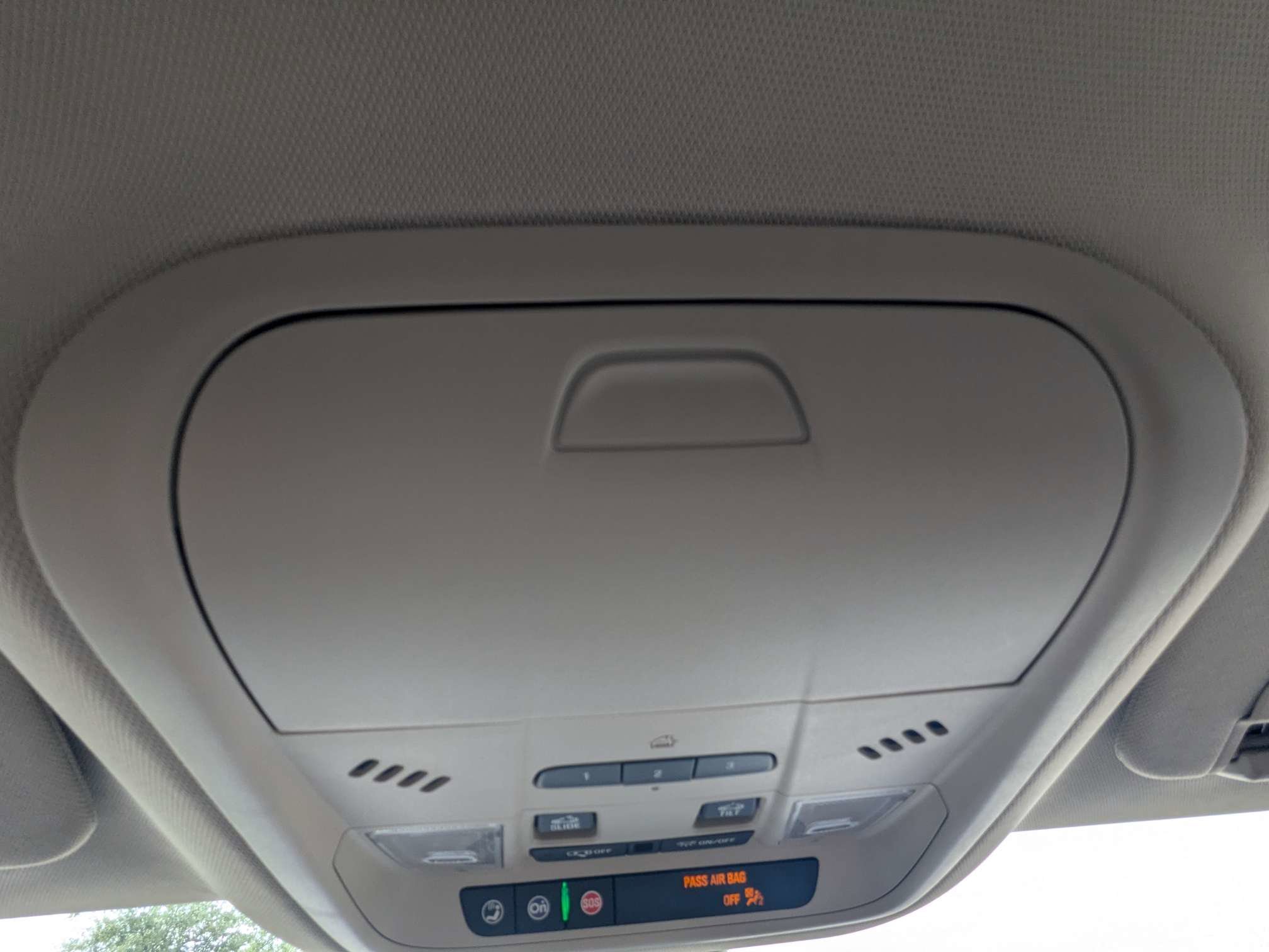 Used 2020 Buick Enclave Premium w/ Sun and Sites Package FWD image 28