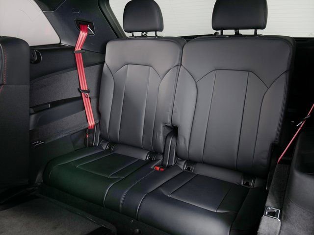 New 2026 Audi Q7 3.0T Prestige AWD/4WD image 12