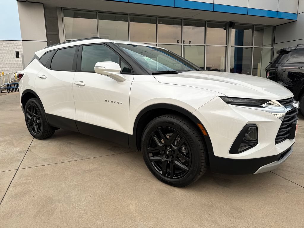Used 2022 Chevrolet Blazer LT w/ Sound & Technology Package AWD/4WD image 7