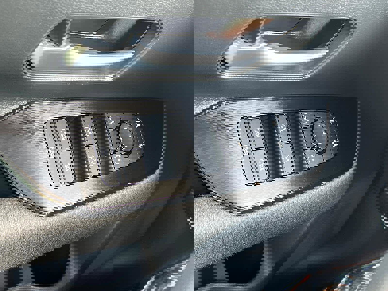 Used 2025 Nissan Kicks SV AWD/4WD image 22