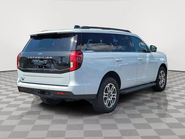 New 2026 Ford Expedition Active RWD image 5