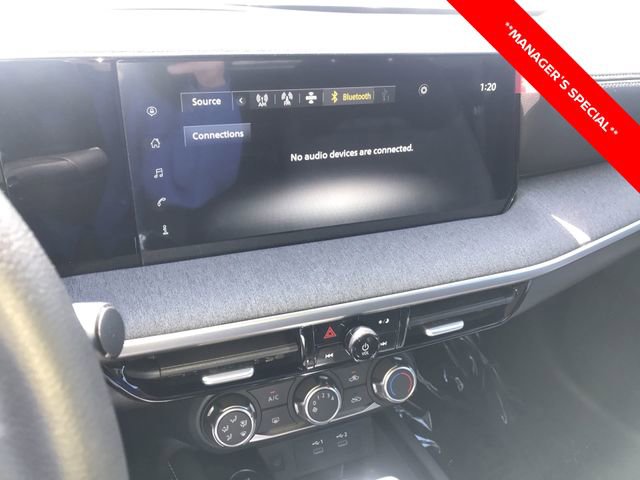 New 2025 Nissan Kicks SV w/ Illumination Package AWD/4WD image 16