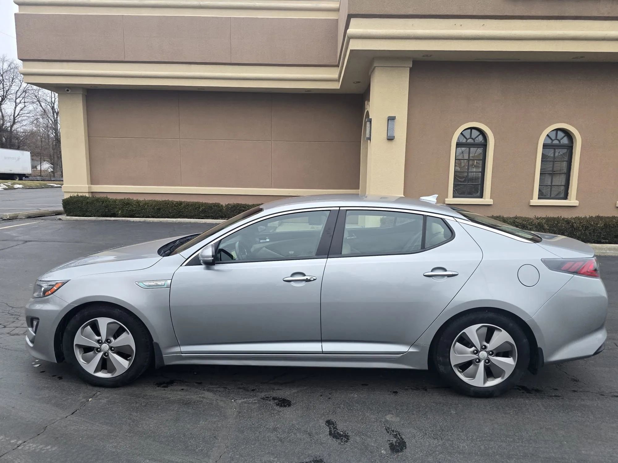 Used 2015 Kia Optima EX image 9