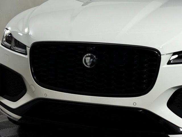 New 2026 Jaguar F-PACE R-Dynamic S AWD/4WD image 12