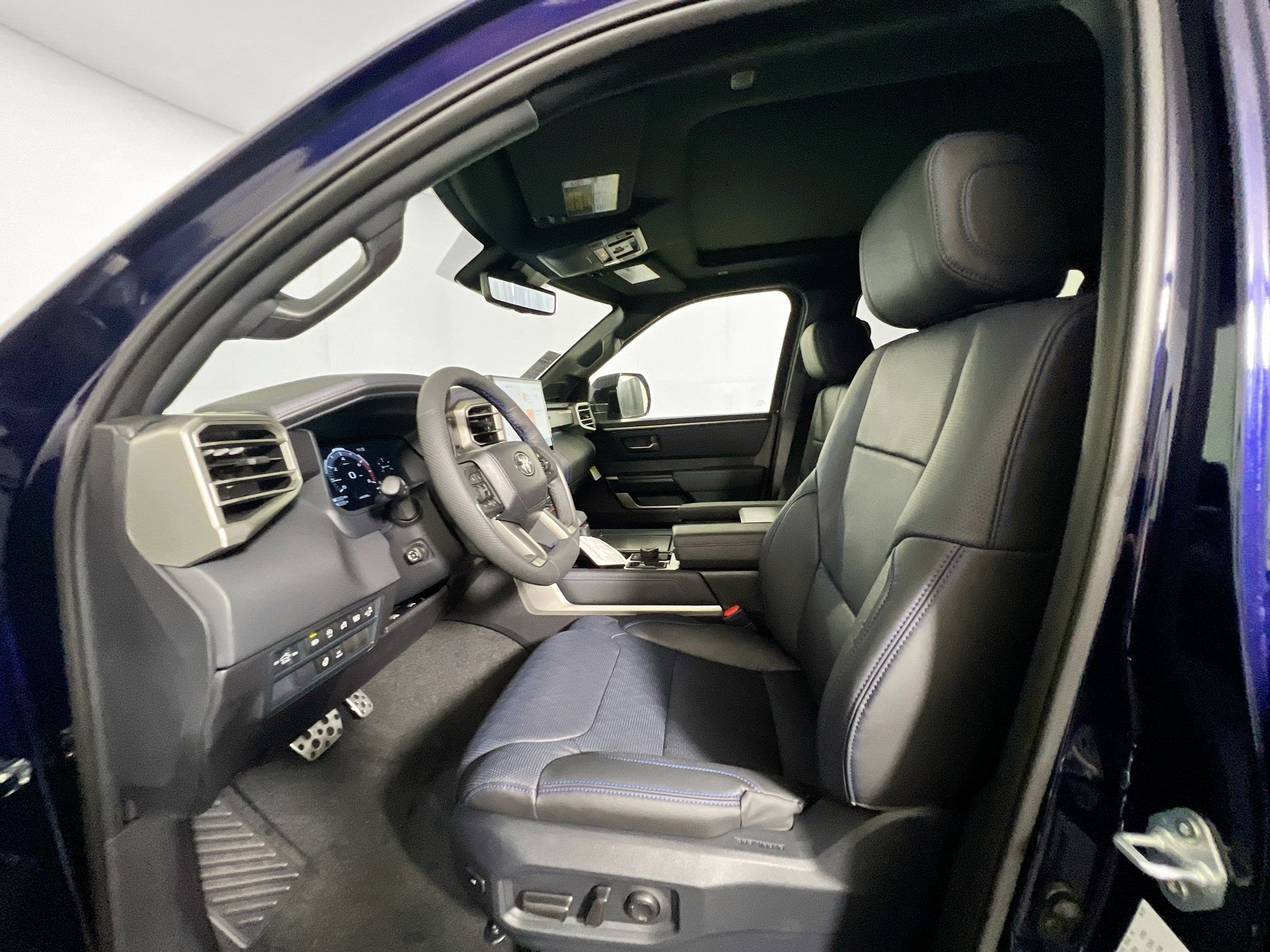 New 2026 Toyota Tundra Platinum AWD/4WD image 14