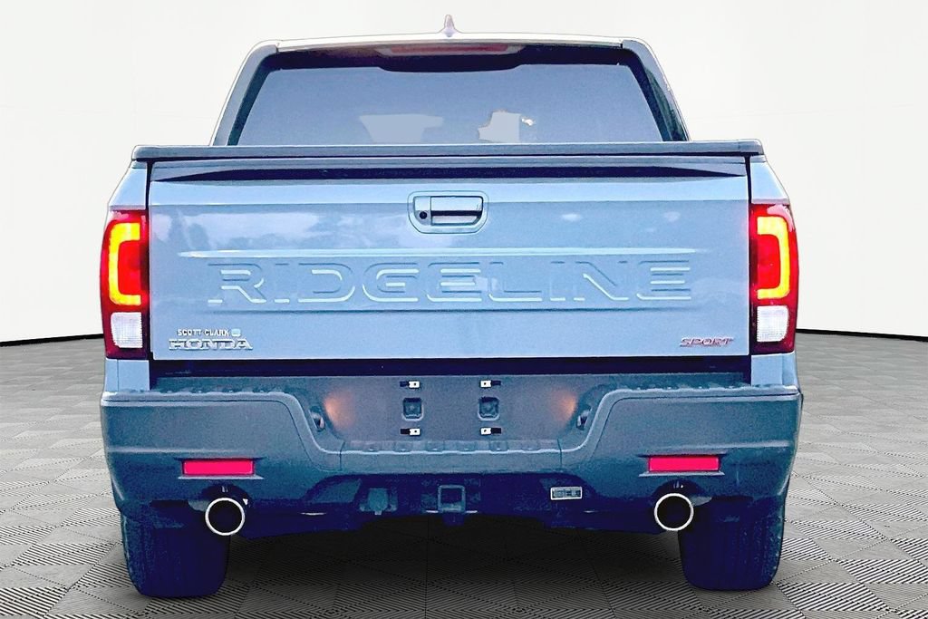 Used 2024 Honda Ridgeline Sport image 6