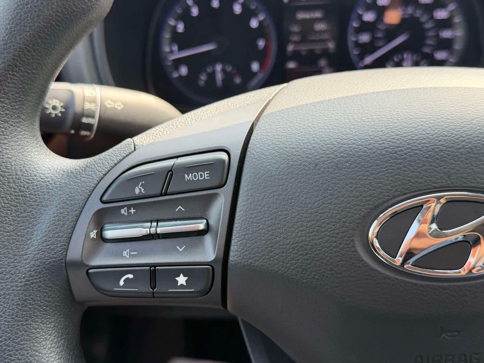 Used 2023 Hyundai Kona SEL AWD/4WD image 27