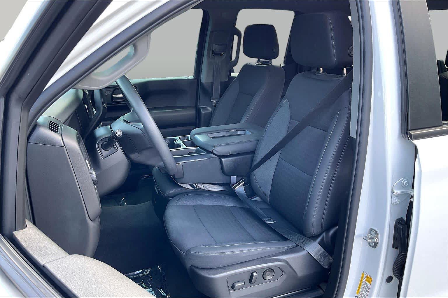 Used 2024 Chevrolet Silverado 1500 Custom RWD image 24
