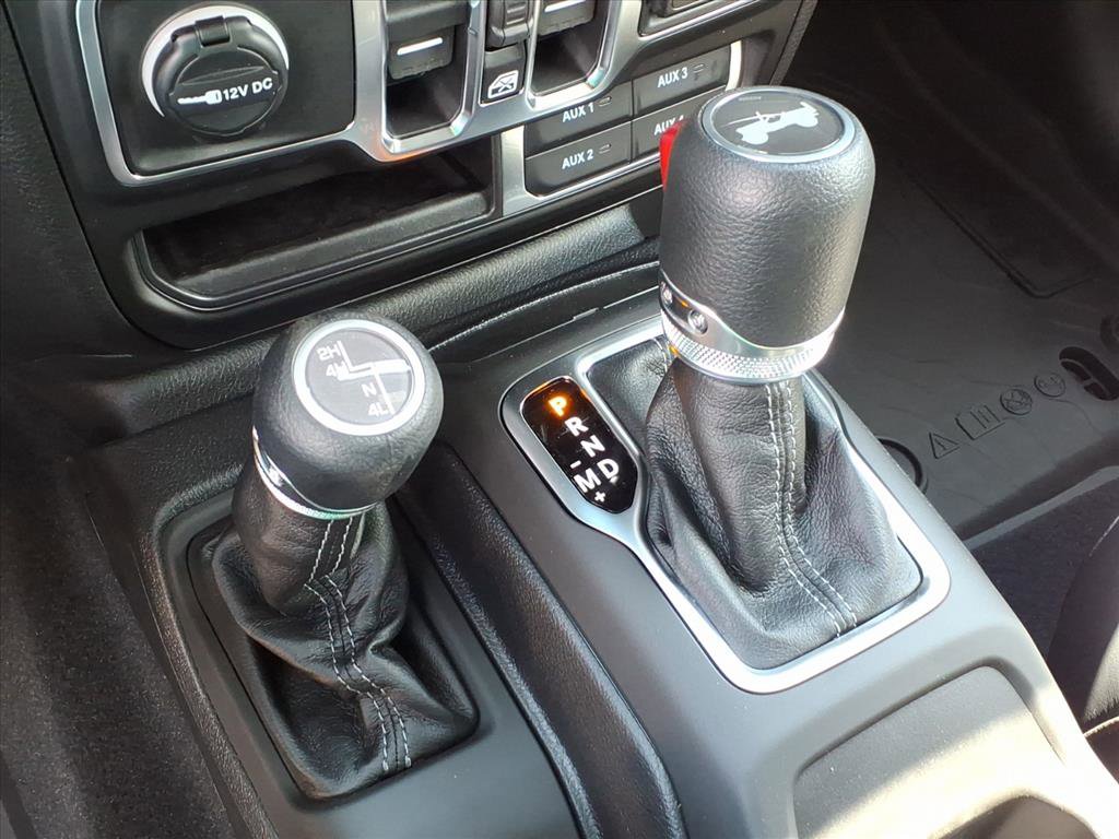 New 2026 Jeep Wrangler Unlimited Sahara AWD/4WD image 32