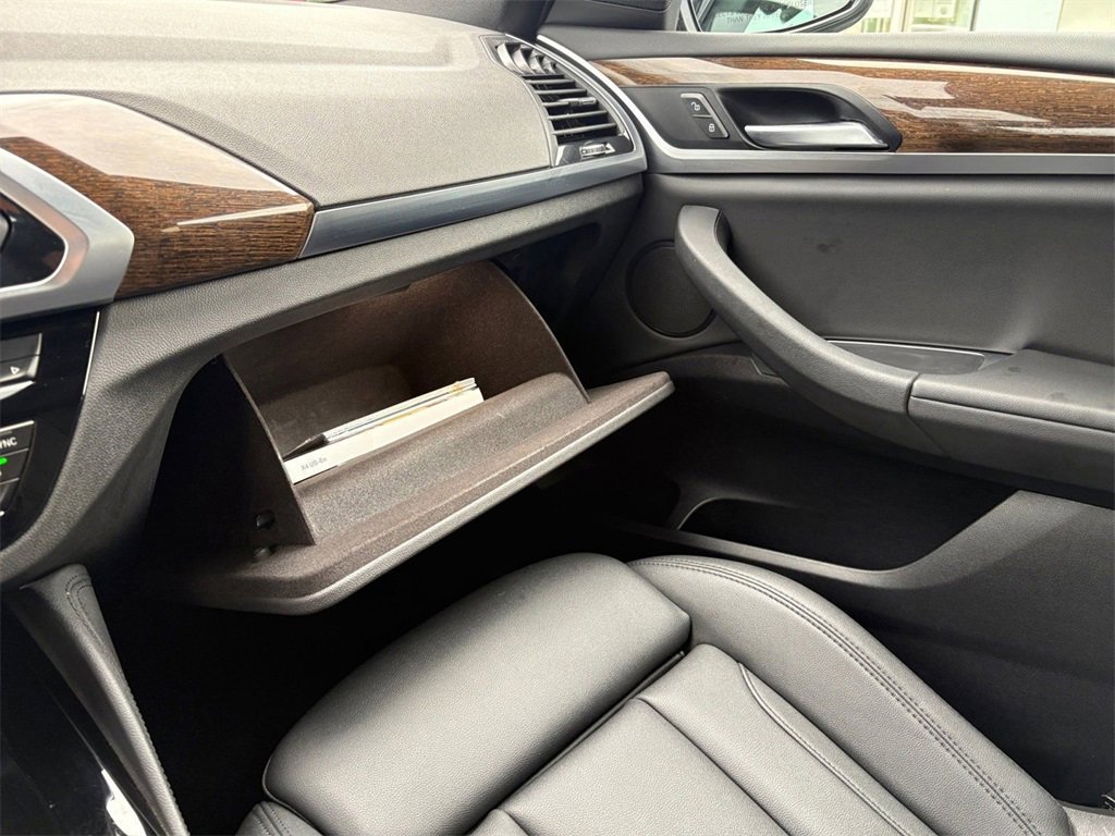 Used 2019 BMW X4 xDrive30i w/ Driving Assistance Package image 25