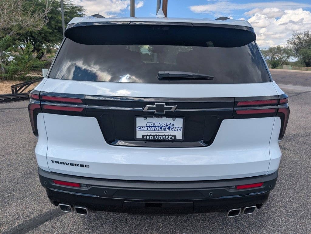 New 2026 Chevrolet Traverse LT w/ Enhanced Driving Package image 4
