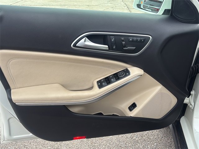 Used 2016 Mercedes-Benz GLA 250 image 20