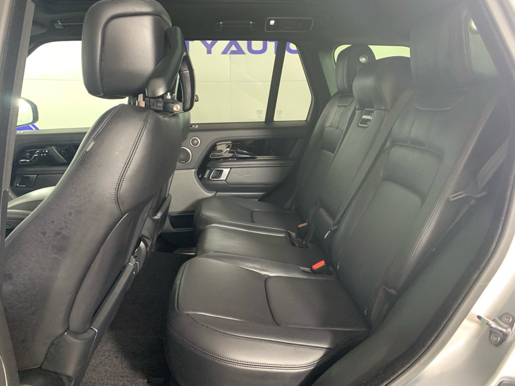 Used 2019 Land Rover Range Rover HSE image 31