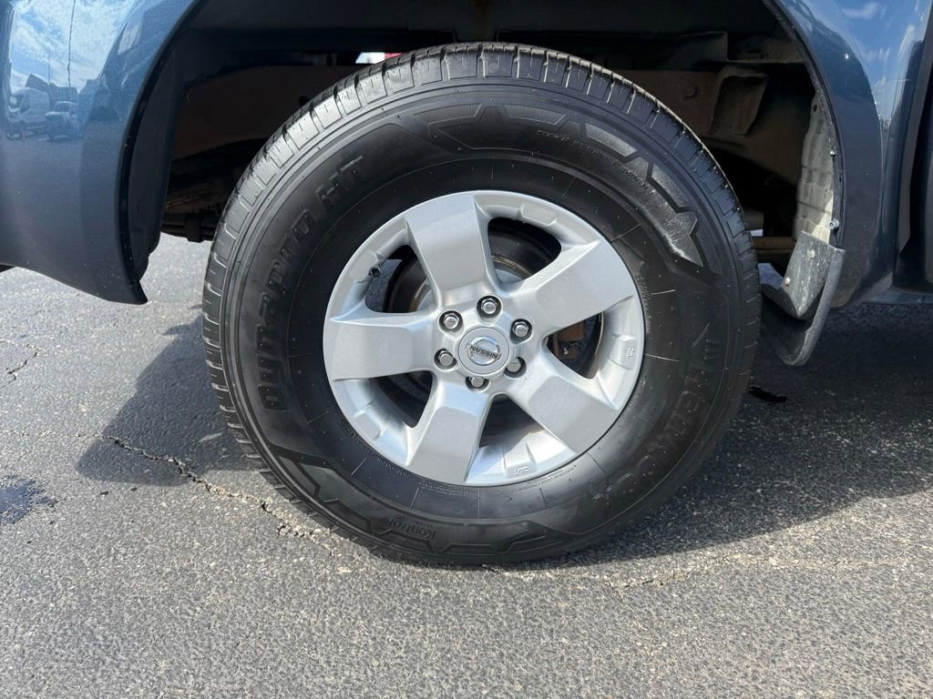 Used 2013 Nissan Frontier SV w/ SV Value Truck Pkg AWD/4WD image 48