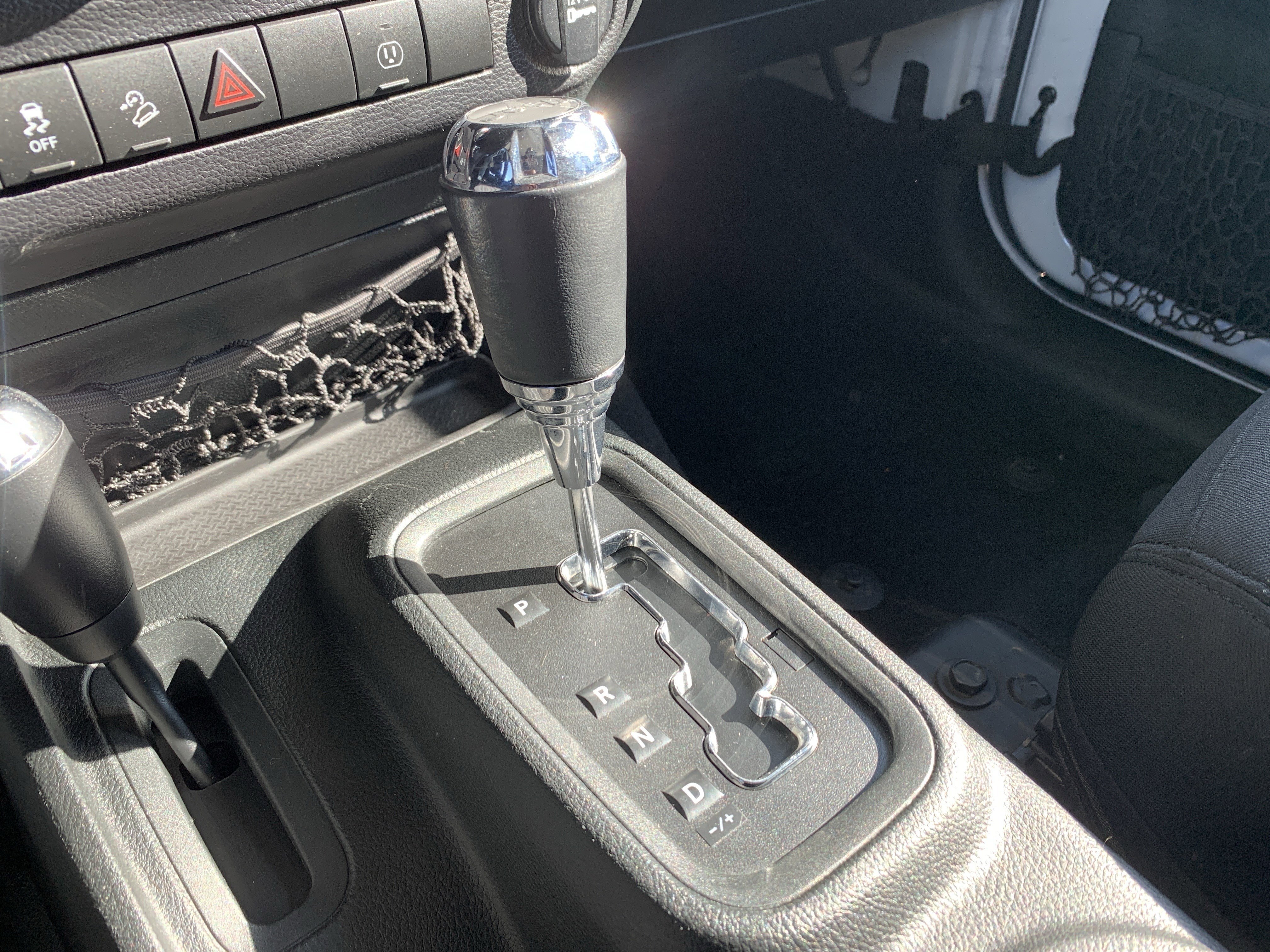 Used 2017 Jeep Wrangler Unlimited Sport image 26