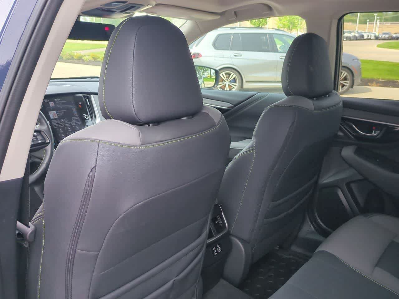Certified 2025 Subaru Outback Onyx Edition AWD/4WD image 17