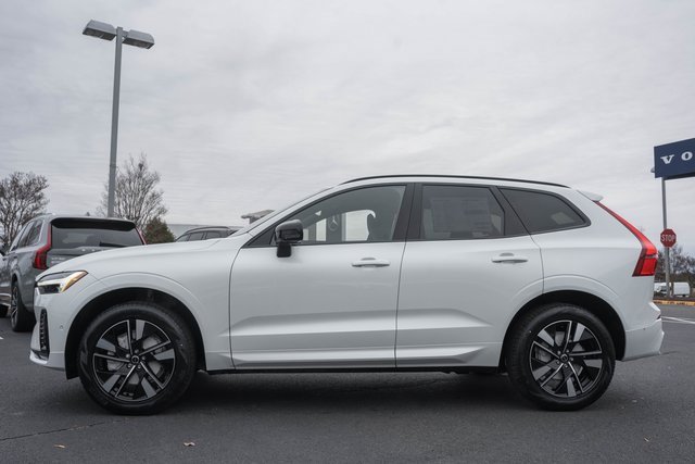 New 2026 Volvo XC60 B5 Plus w/ Protection Package Premier image 4
