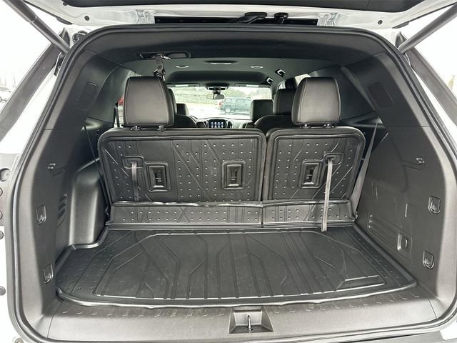 Used 2023 Chevrolet Traverse LT w/ LPO, Floor Liner Package image 24