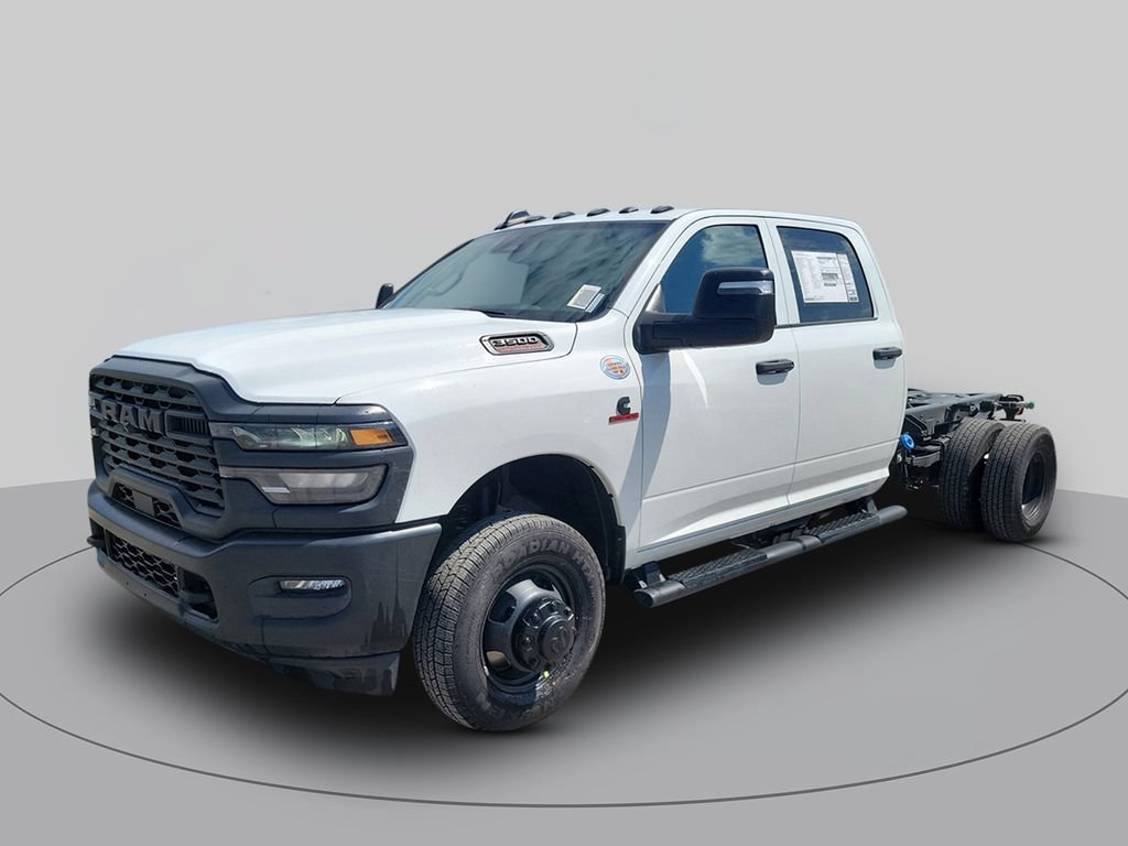 New 2026 RAM 3500 Tradesman AWD/4WD image 7