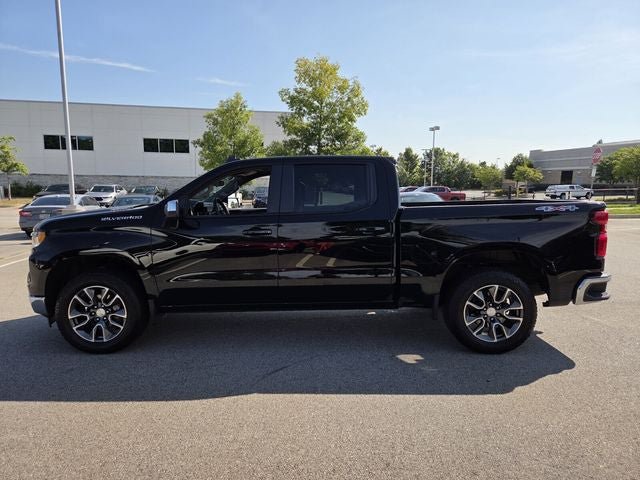 Used 2024 Chevrolet Silverado 1500 LT AWD/4WD image 5