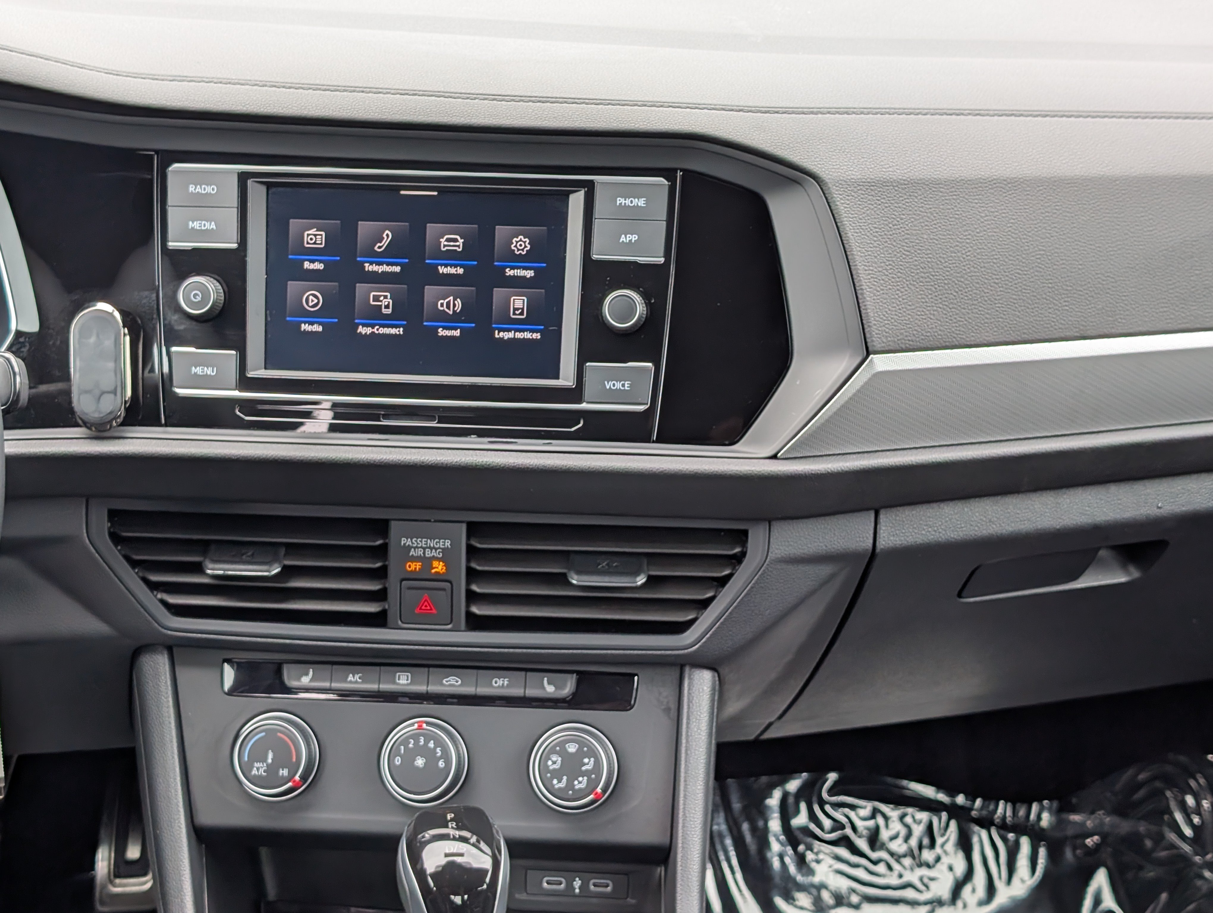 Used 2024 Volkswagen Jetta Sport FWD image 17