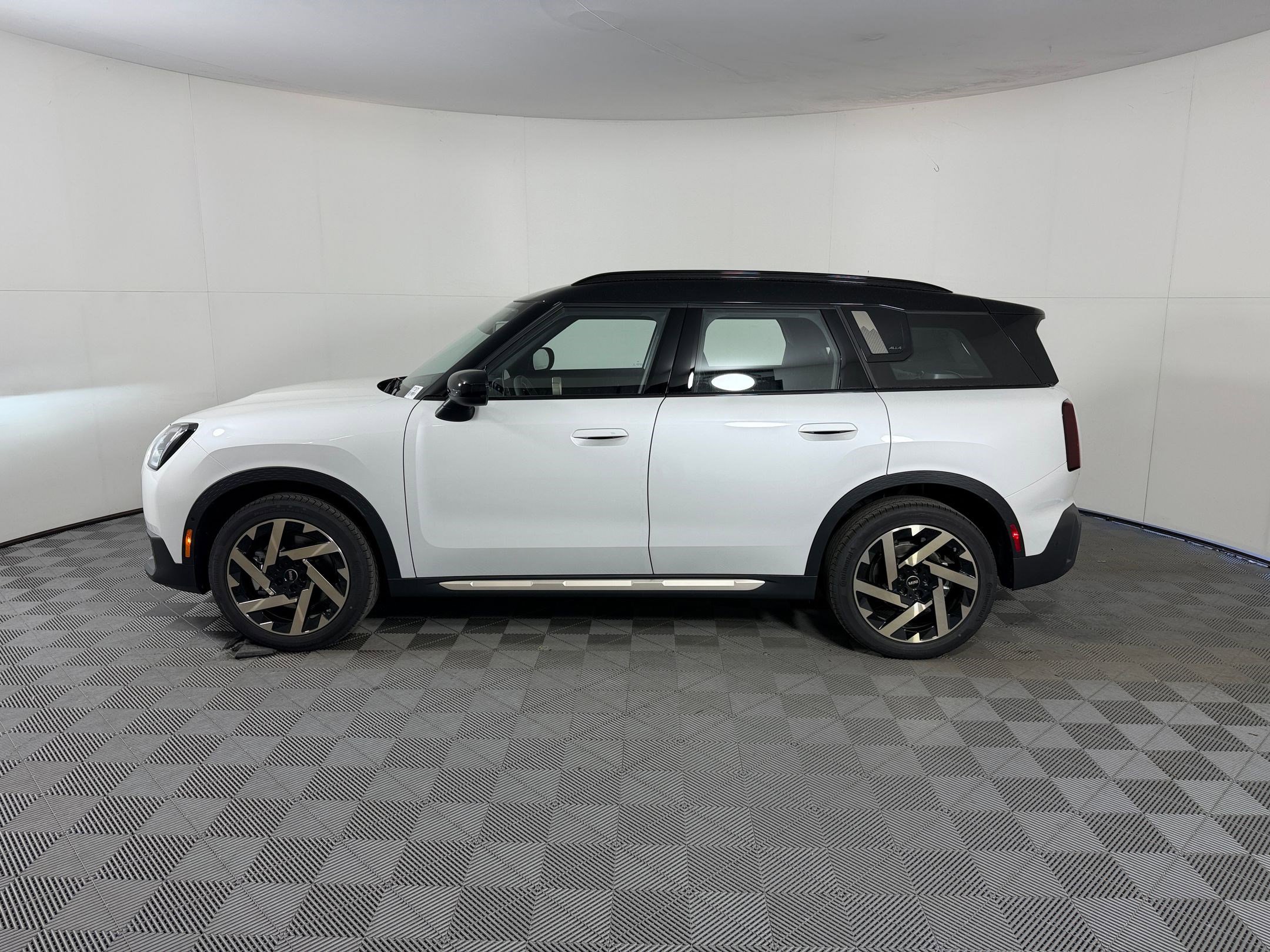 New 2027 MINI Cooper Countryman S AWD/4WD image 2