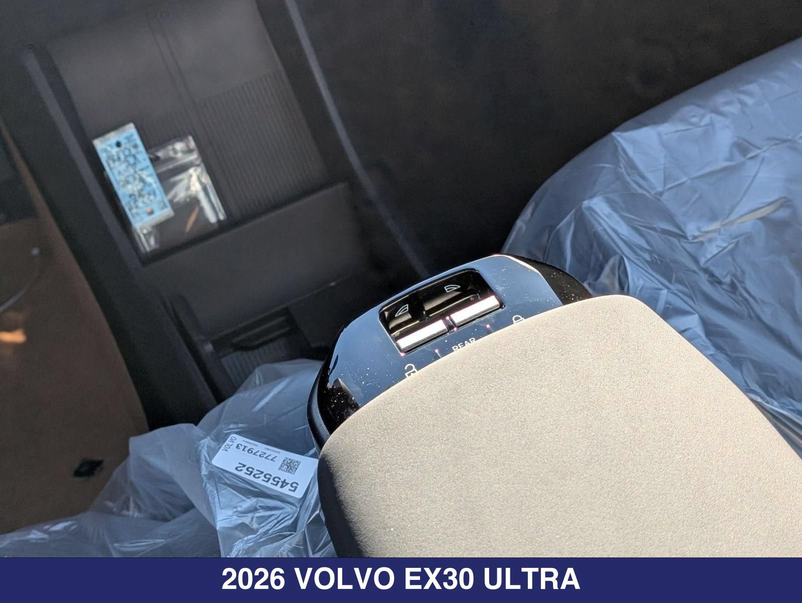 New 2026 Volvo EX30 Ultra w/ Protection Package Premier AWD/4WD image 19