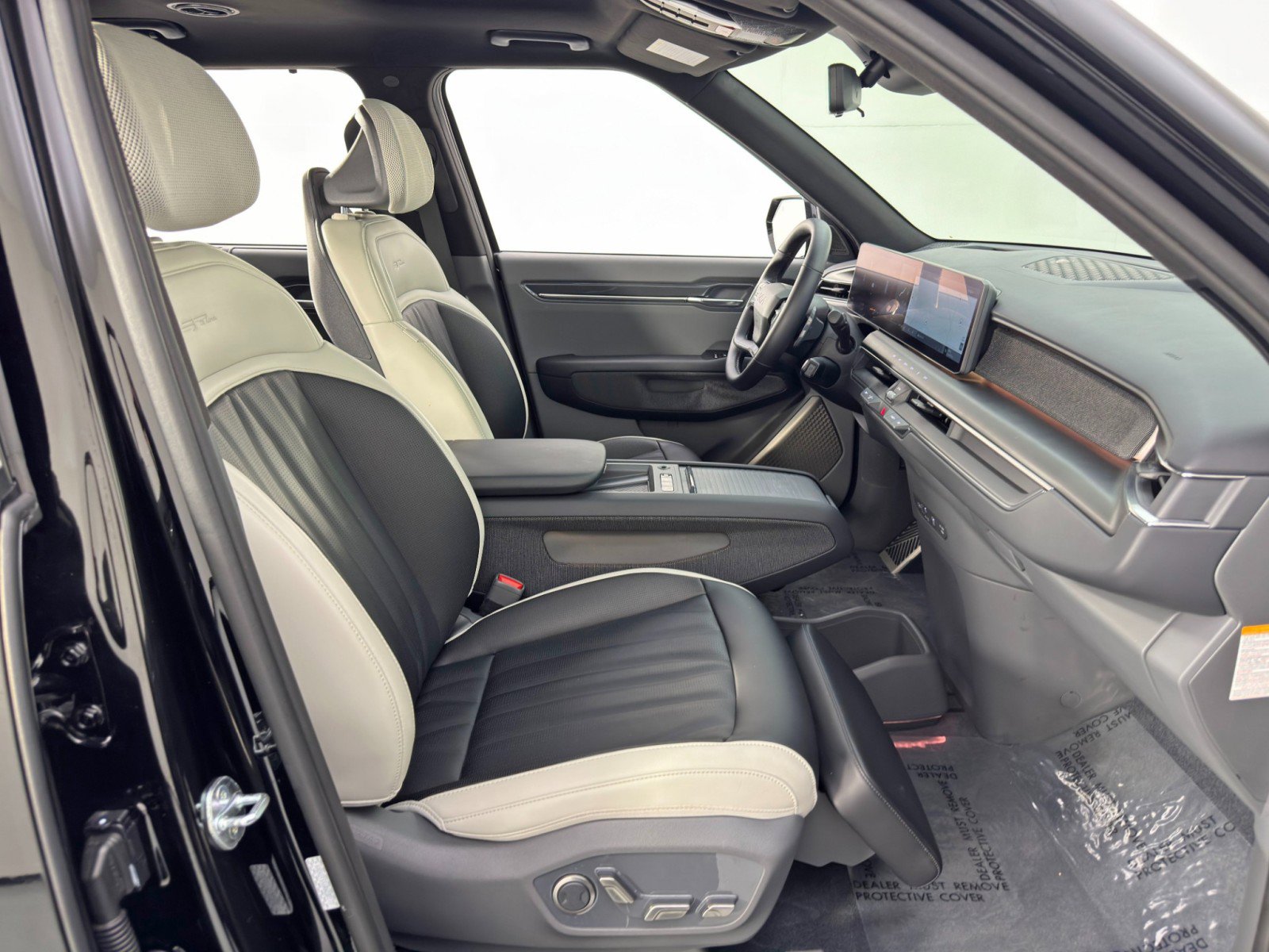 Used 2024 Kia EV9 GT-Line image 16