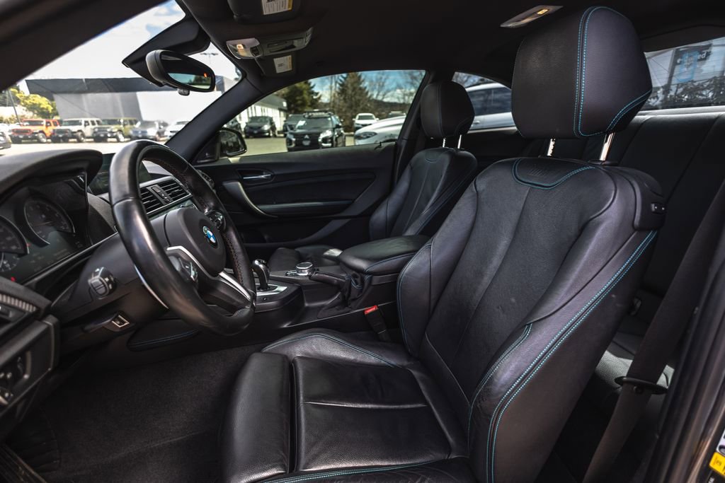 Used 2017 BMW M2 RWD image 26