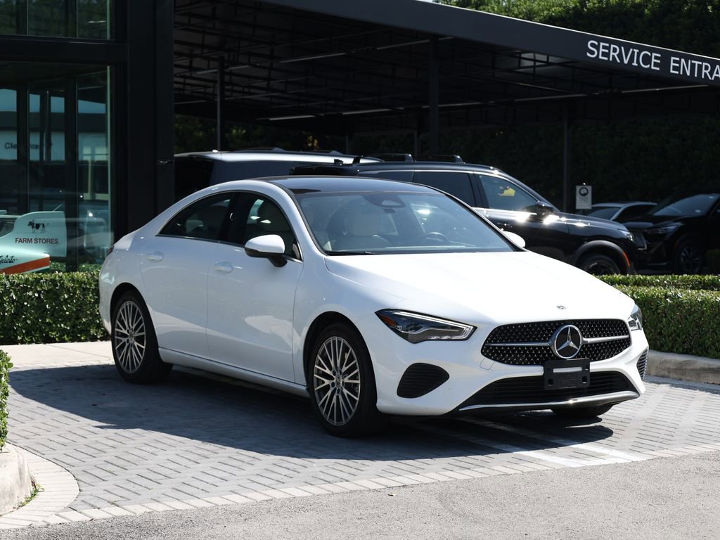 Used 2025 Mercedes-Benz CLA 250 image 2
