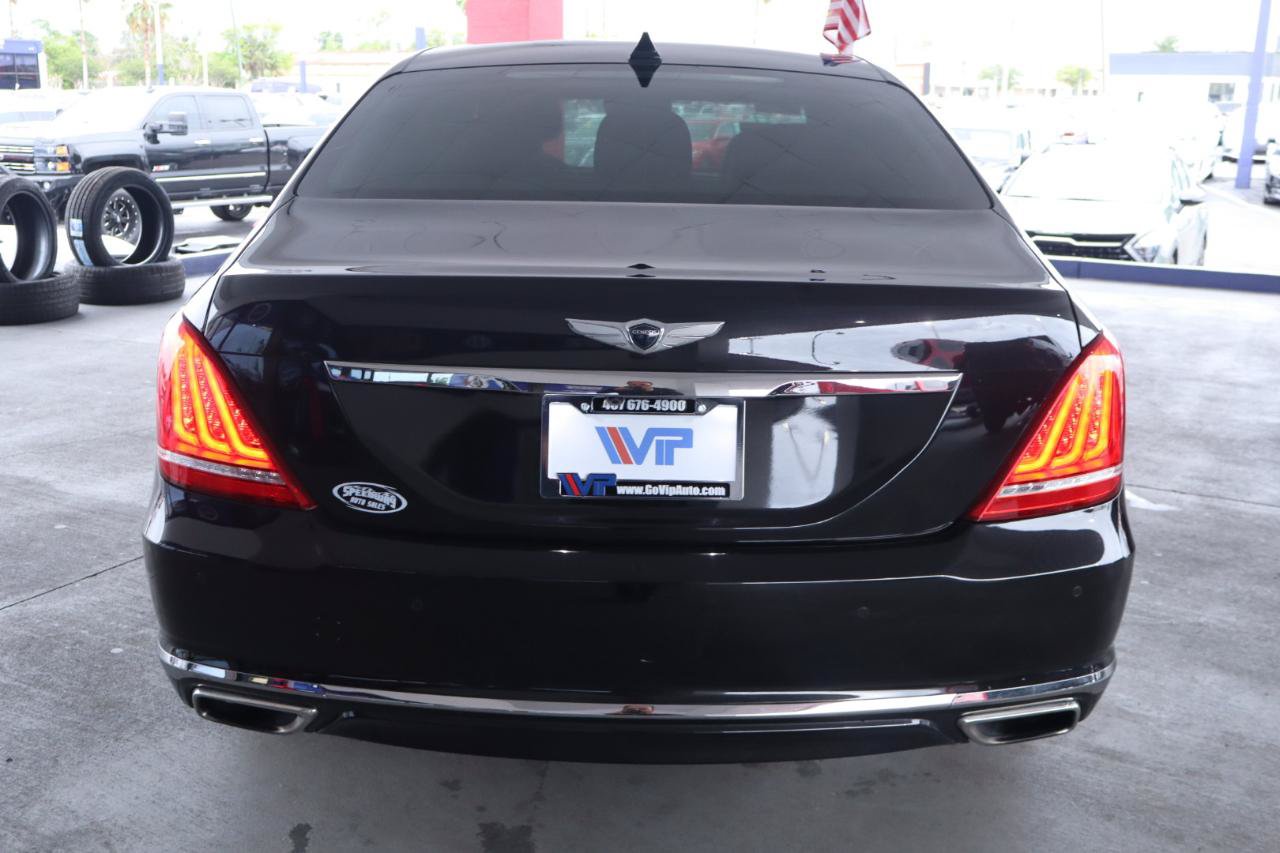 Used 2018 Genesis G90 3.3T Premium RWD image 8