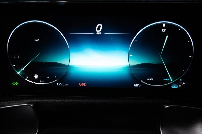 Certified 2026 Mercedes-Benz GLB 250 4MATIC image 34
