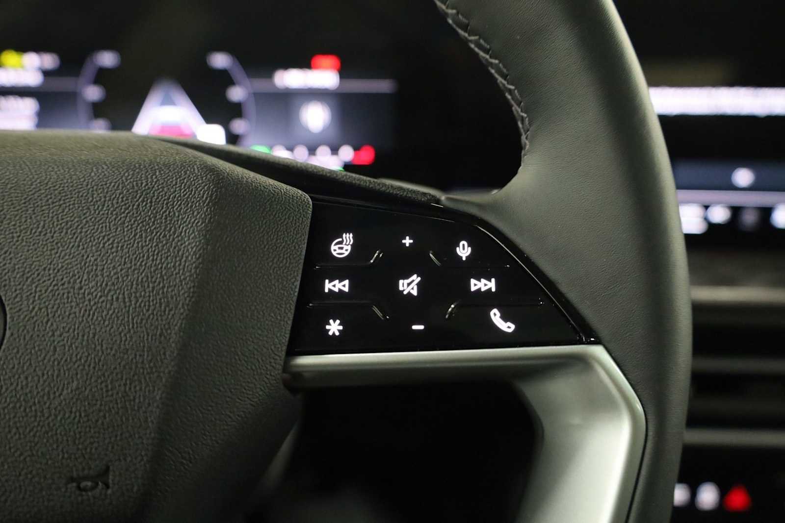 Certified 2025 Audi Q5 Prestige image 26